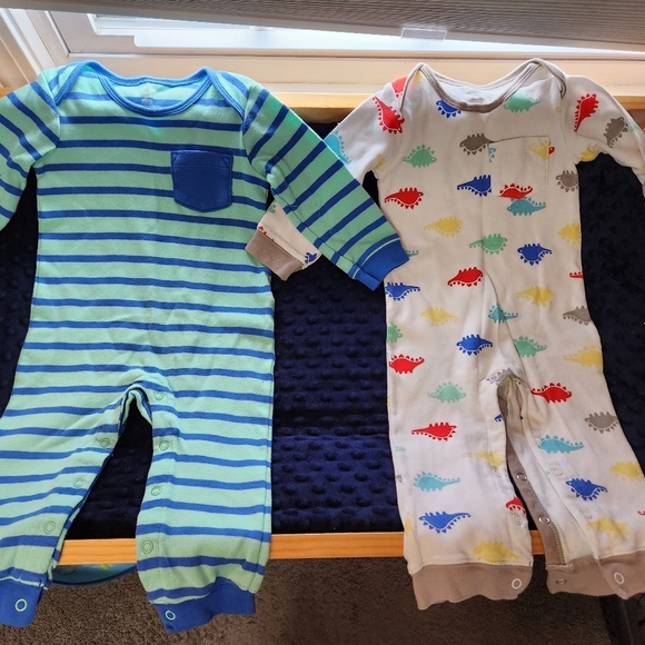 Amazon Essentials set of 2 PJs. Size 18 month - Picture 1 of 4